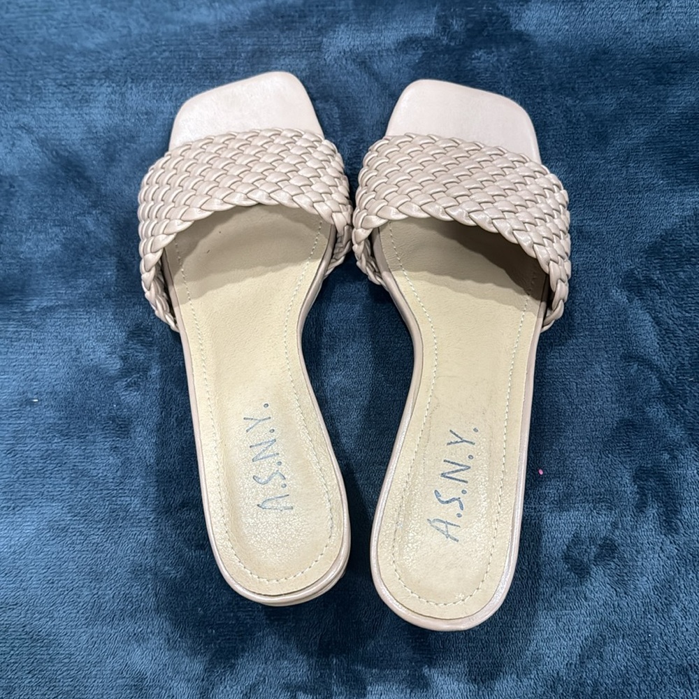 Blocked heels - Picture 4 of 8